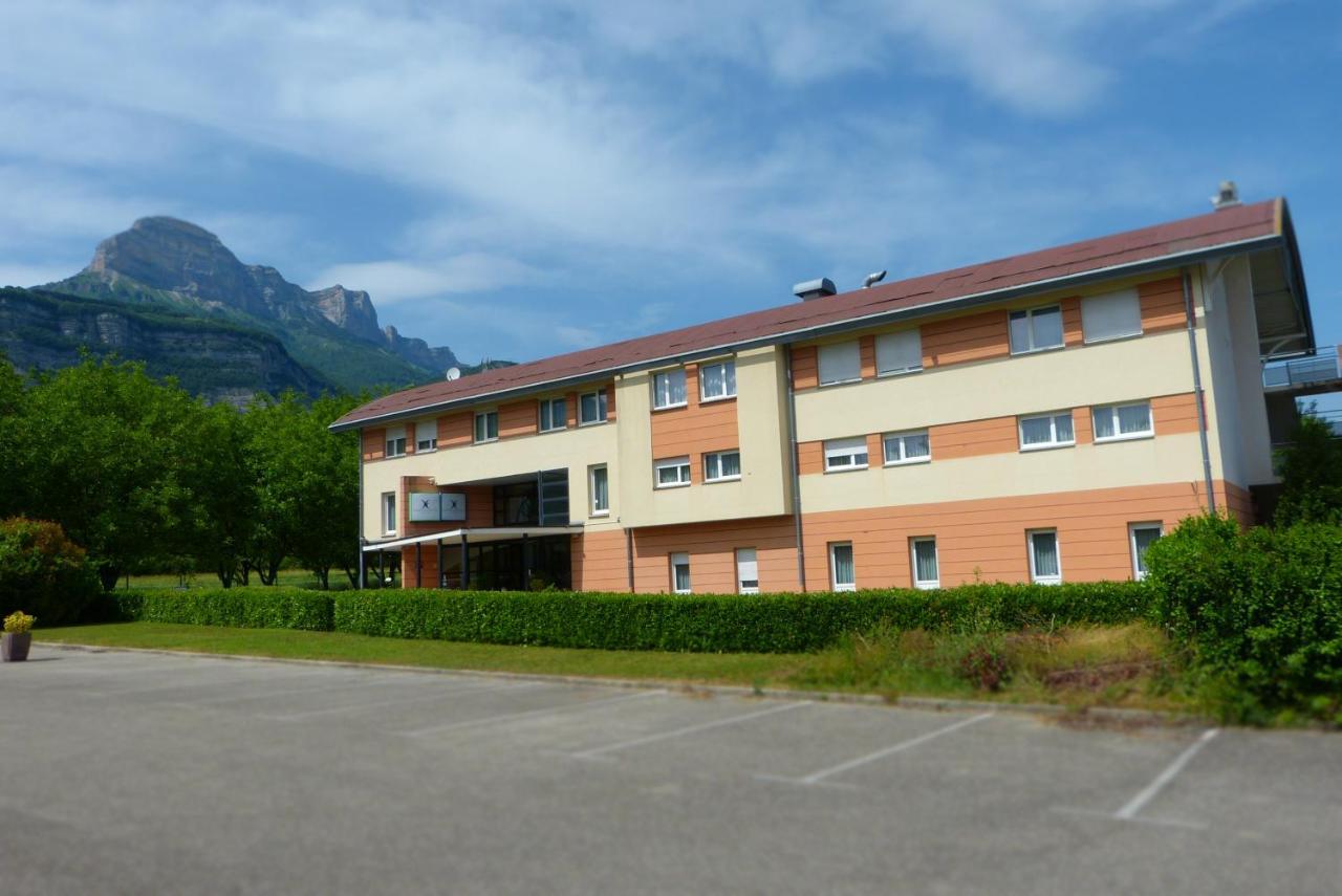Le Domaine Des Fontaines - Hotel & Petit Dejeuner Bernin Exterior foto